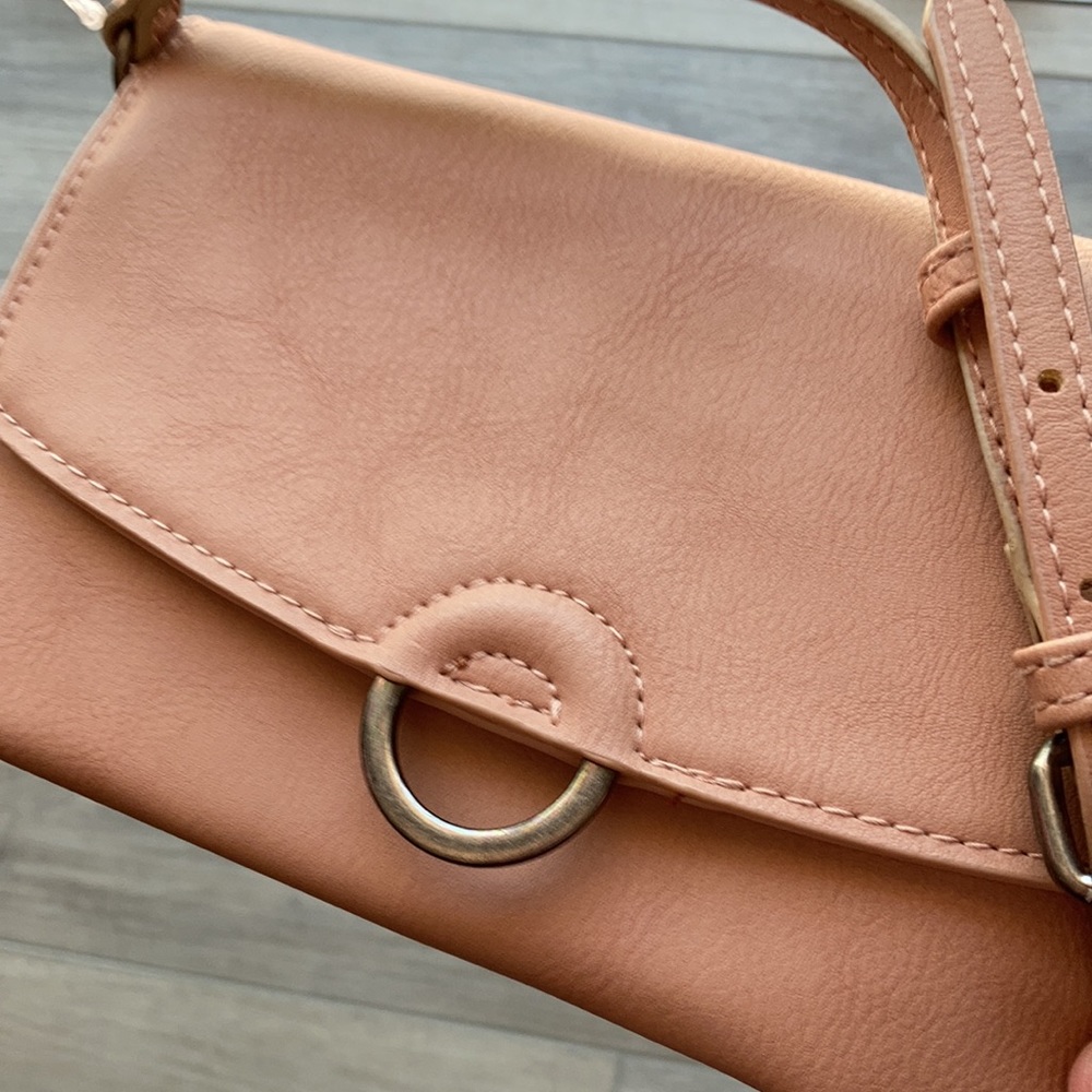 Nwot Universal Thread Blush Bag - image 7